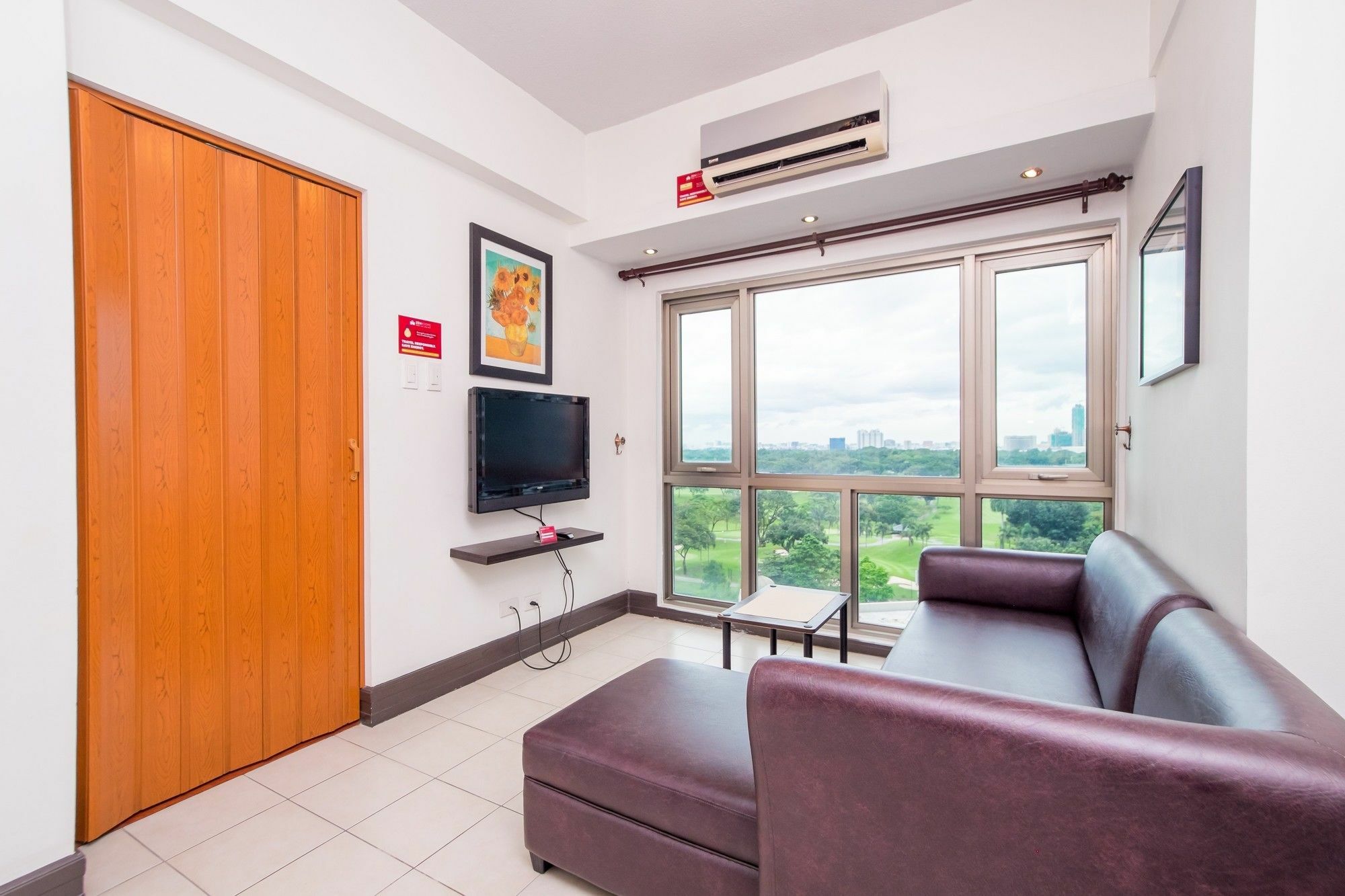 Zen Home Forbeswood Parklane Bgc Taguig Exterior photo