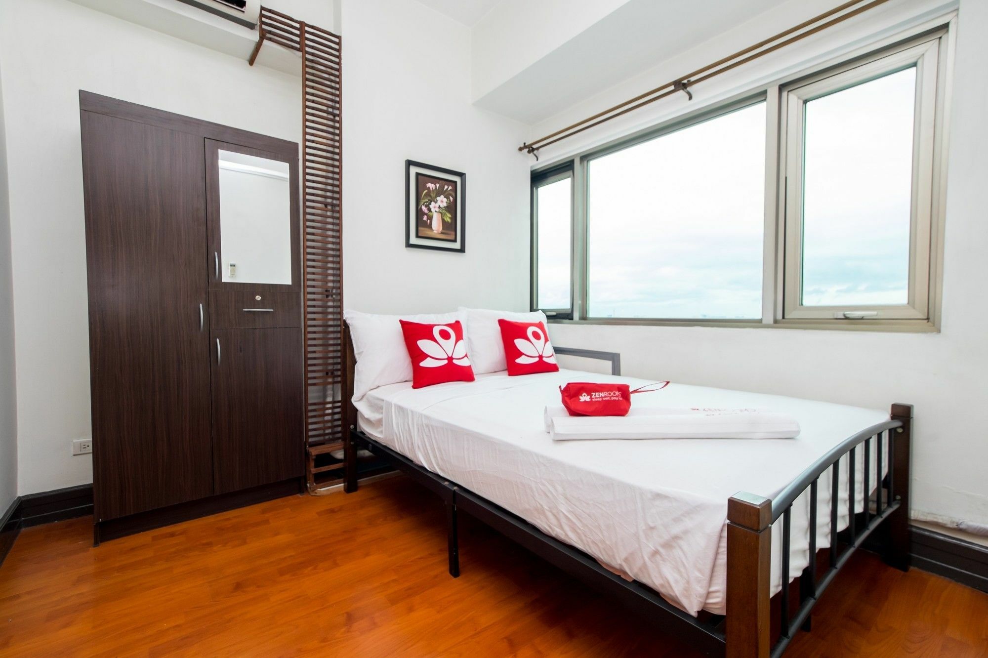 Zen Home Forbeswood Parklane Bgc Taguig Exterior photo