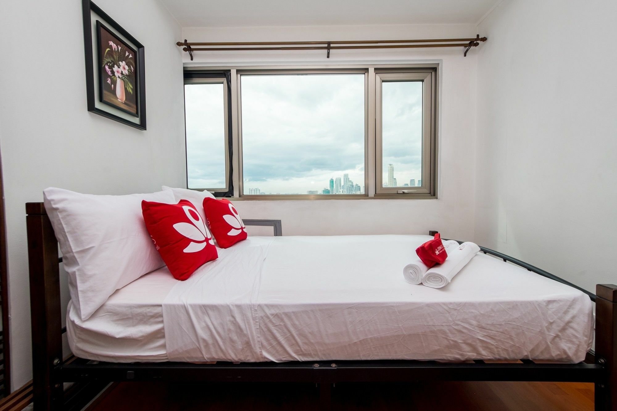 Zen Home Forbeswood Parklane Bgc Taguig Exterior photo